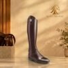 Bottes Équestres Élégantes et Épurées
